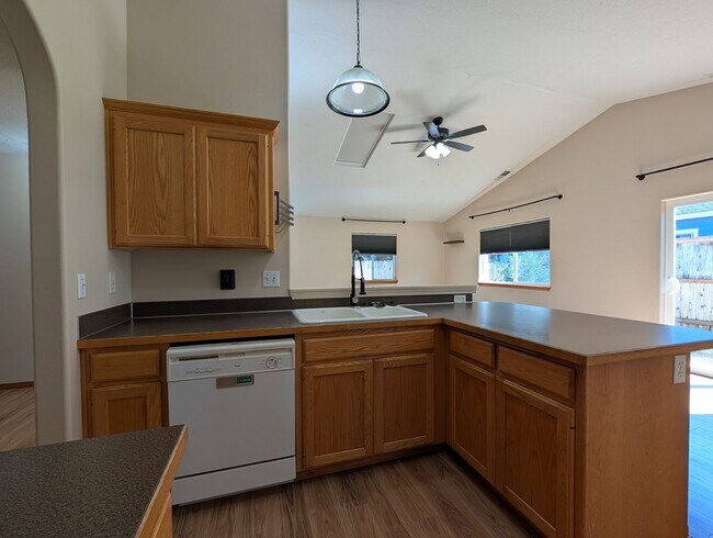 Foto del edificio - Great 3bed/2 bath home in Springfield!