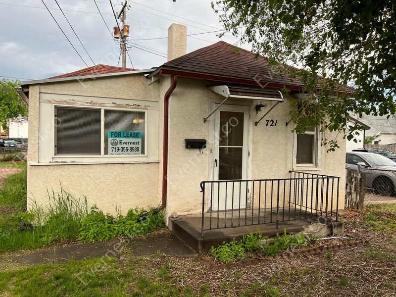 Primary Photo - 721 S Cascade Ave