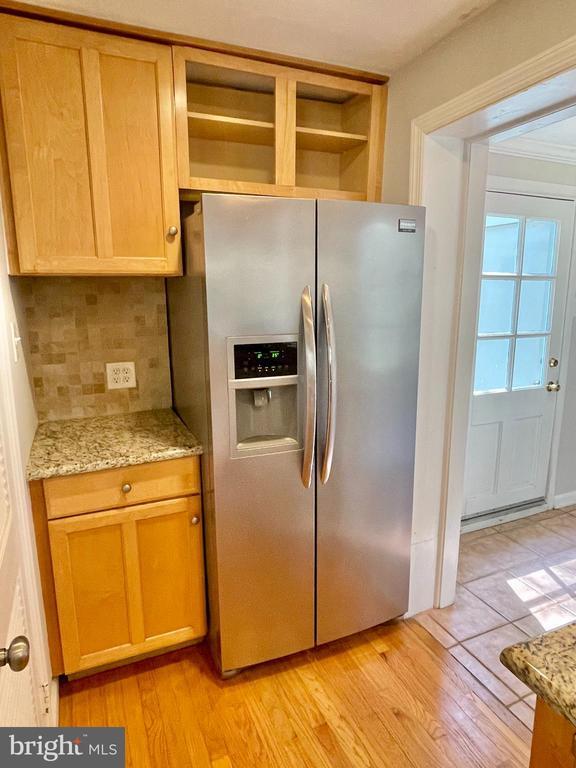 Foto del edificio - 705 Pomona Ave