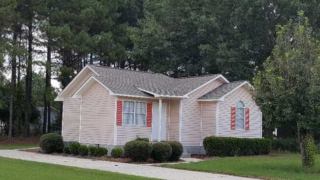 Foto del edificio - 608 Windcrest Dr