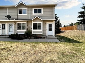 Building Photo - 5314 Solar Ridge Dr