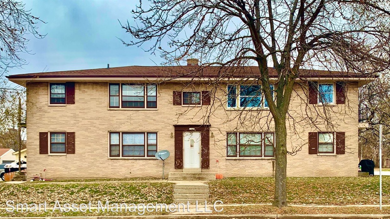 Primary Photo - 10826 W Grant St