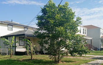 Lower Ninth Ward Apartments for Rent with a Garage - New Orleans, LA ...