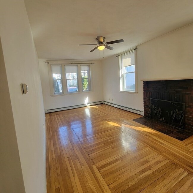 Living Room - 9 Red Rock St