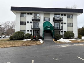 Building Photo - 467 High St