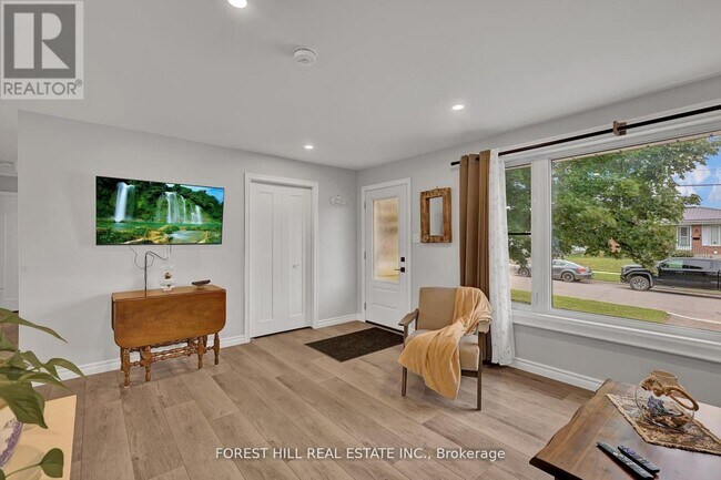 Photo du bâtiment - 3 Wilson Ave