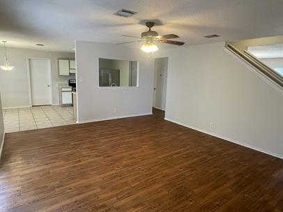 Building Photo - 121 Wild Buffalo Dr