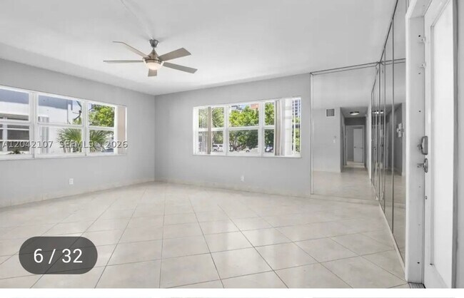Foto del edificio - 3213 Colony Club Rd