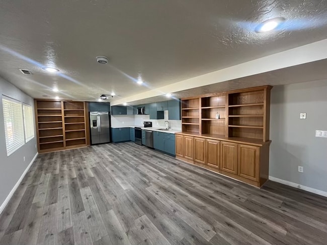 Building Photo - 6624 S Bouchelle Cv