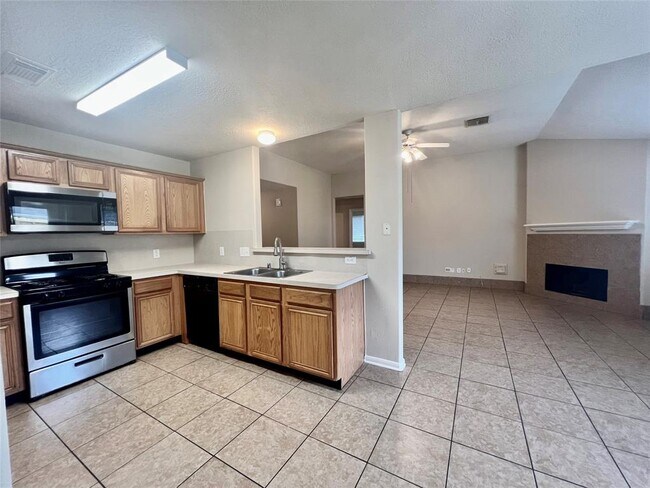 Building Photo - 6639 Barker Bend Ln