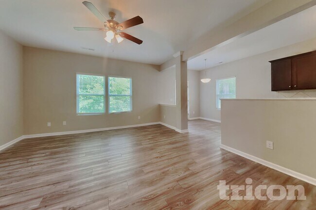 Foto del edificio - 1335 Bridgton Cape Ct