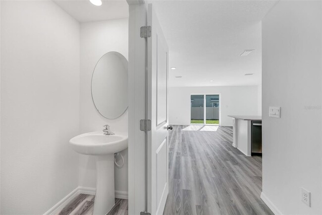 Building Photo - 1011 SPOTTED EGRET Loop