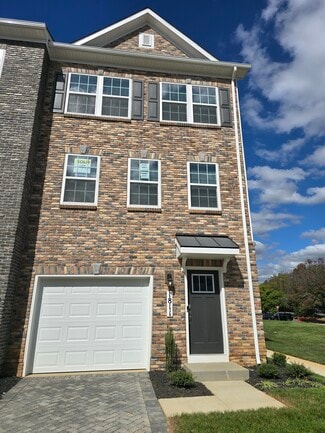 Building Photo - 601 W Jubal Early Dr