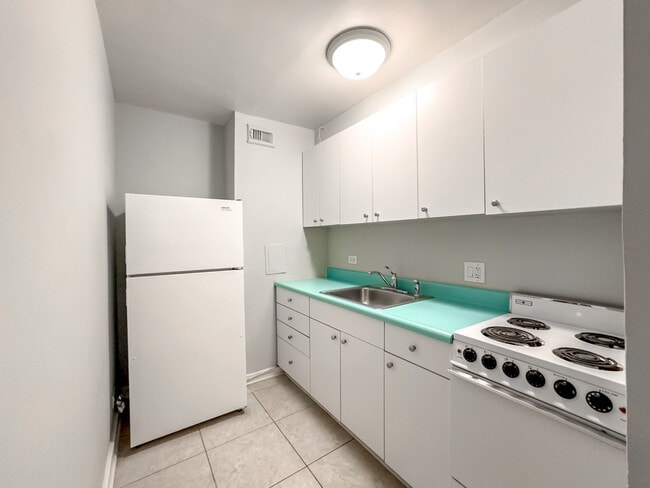 Foto del edificio - 450 W Wellington Ave