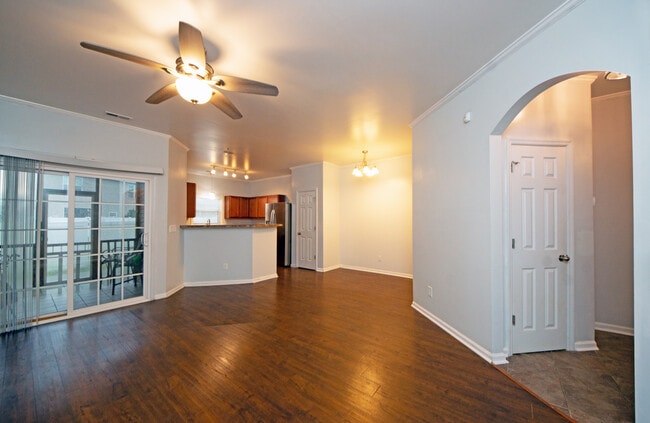 Building Photo - 219 Caldwell Loop