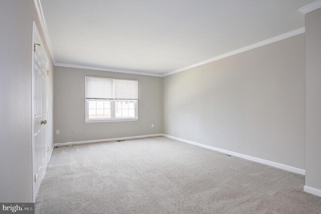 Foto del edificio - 6072 Crown Royal Cir