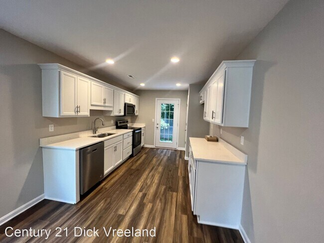 Building Photo - 3 br, 2.5 bath House - 8209 Arbor Meadow Way