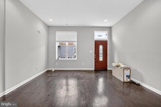 Building Photo - 1626 N 25th St
