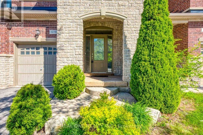 Photo du bâtiment - 1275 Craigleith Rd