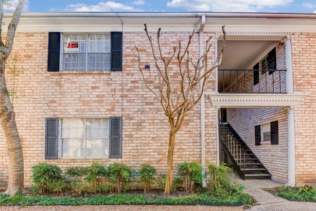 Foto del edificio - 7900 Westheimer Rd