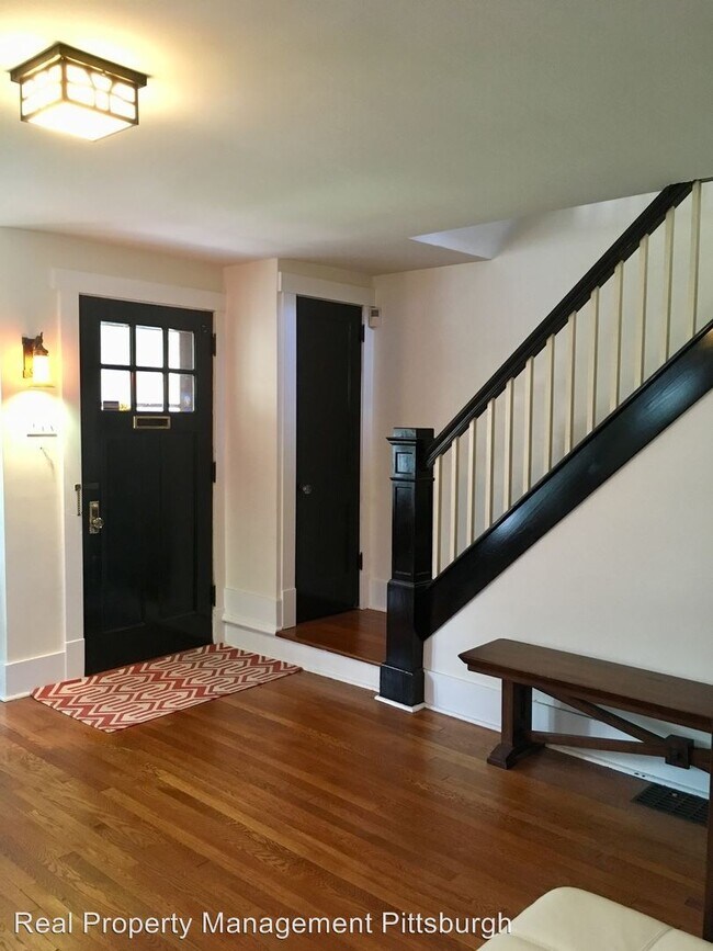 Building Photo - 3 br, 1 bath House - 1012 Winterton St.