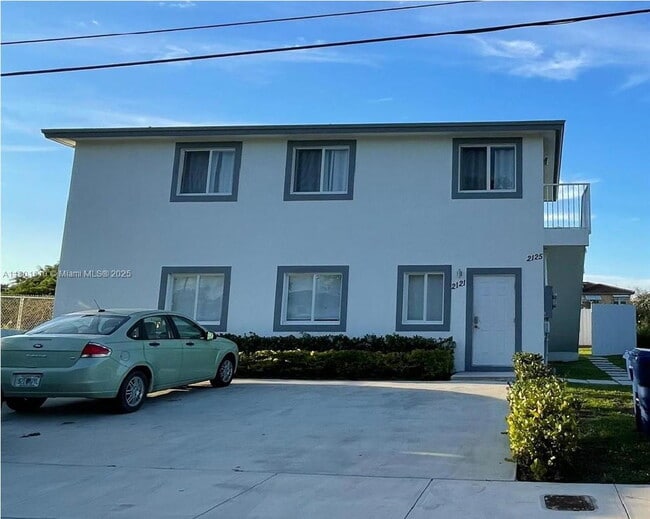 Photo - 2121 NW 72nd St Apartment