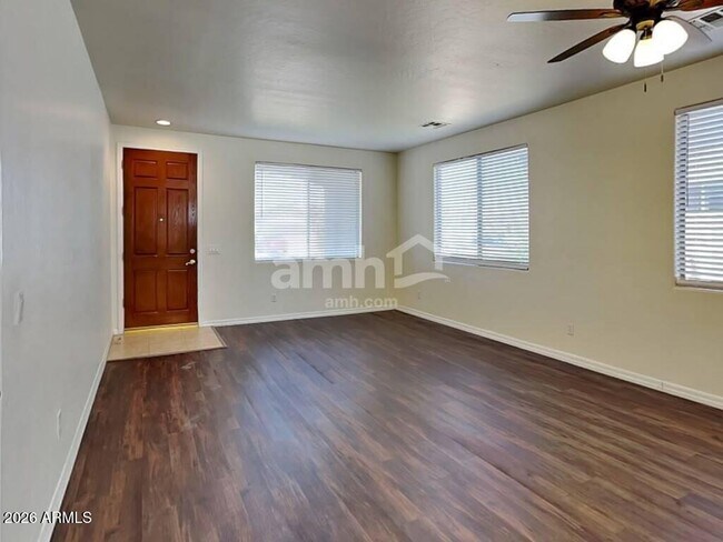 Foto del edificio - 14493 W Weldon Ave