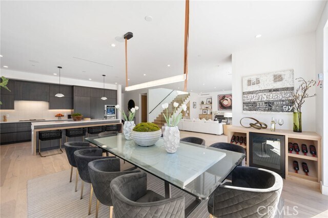 Foto del edificio - 4629 Burnet Ave