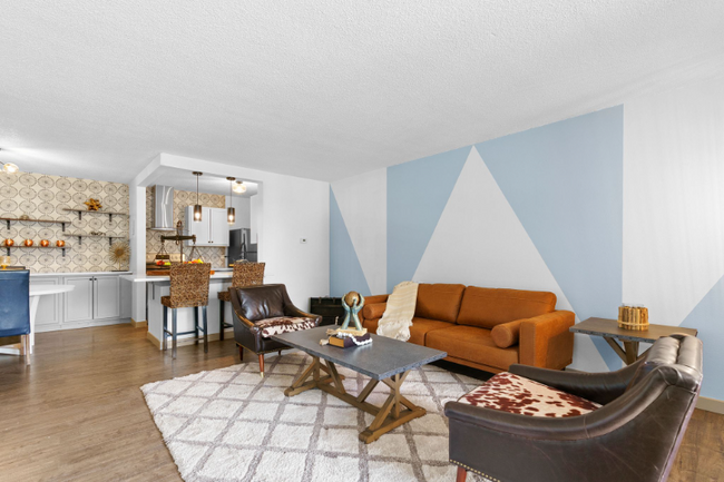 Foto del edificio - 2281 S Vaughn Way