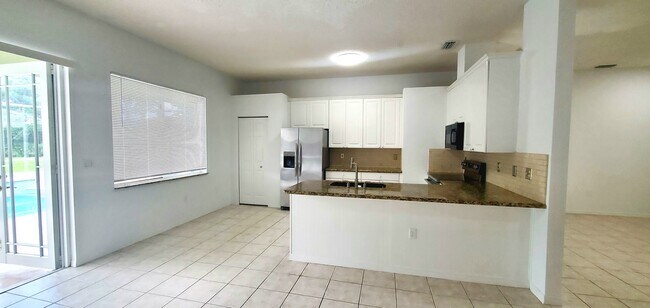 Foto del edificio - 420 SE 23rd Ln