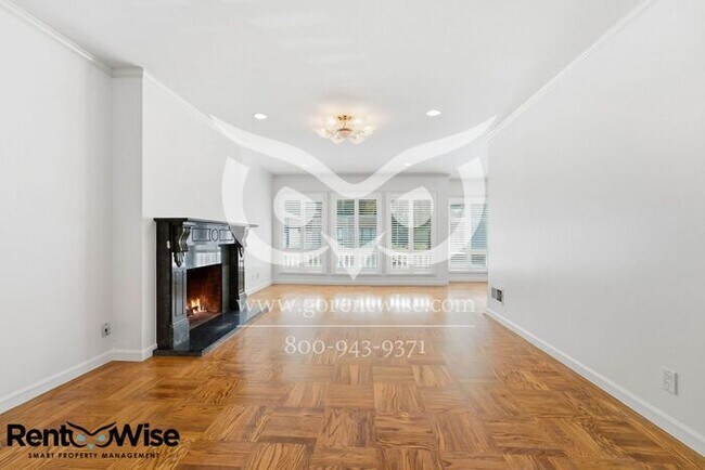 Building Photo - 190 Forest Knolls Dr