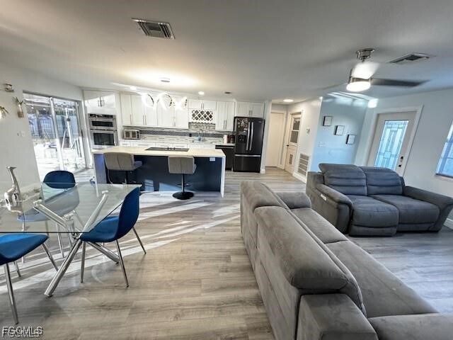 Foto del edificio - 1206 SE 23rd Pl