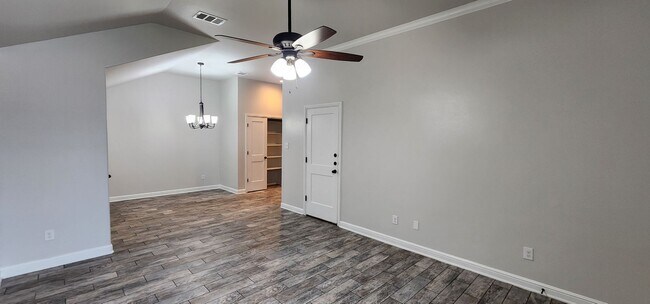 Building Photo - 5805 Luminous Ln