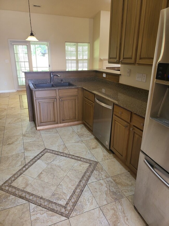 Building Photo - 139 Autumn Haven Ln
