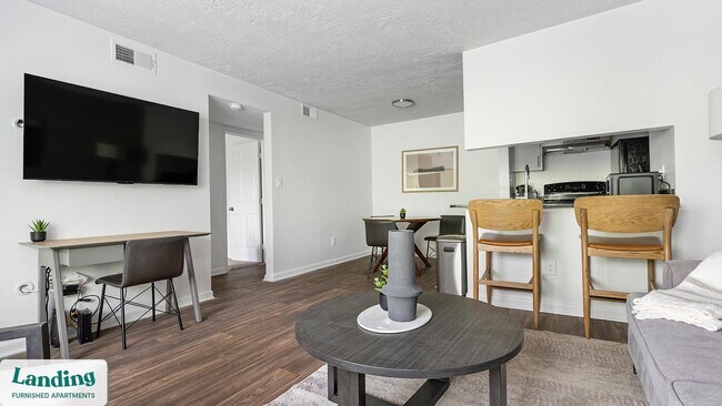 Building Photo - 2030 Northcliffe Dr