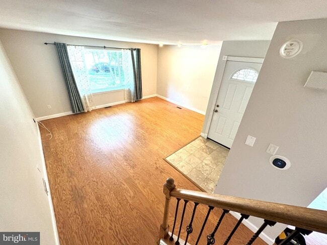 Building Photo - 18 Goshawk Ct