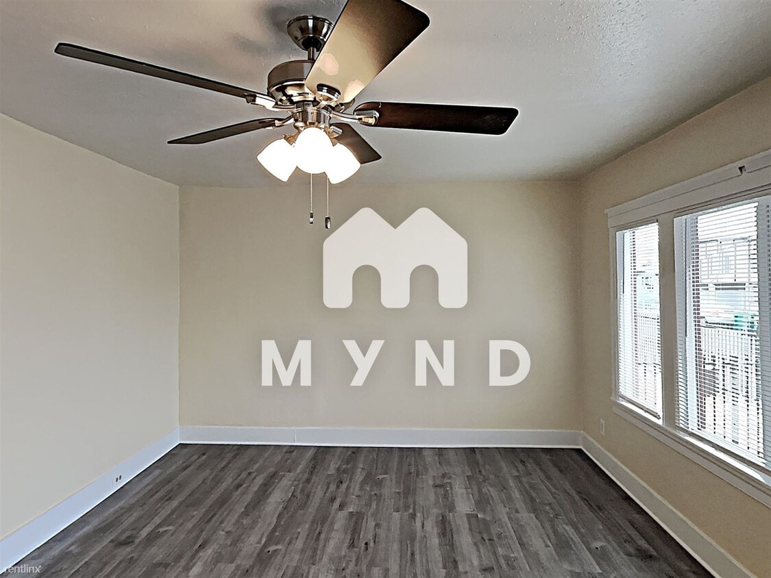 Foto principal - 2 br, 1 bath House - 2530 76th Ave