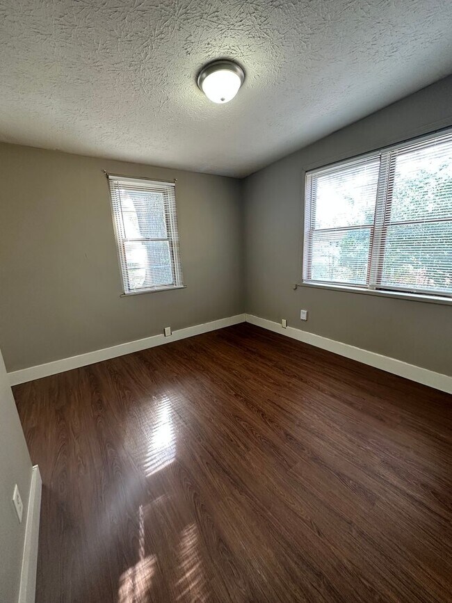 Foto del edificio - 1917 N 16th St