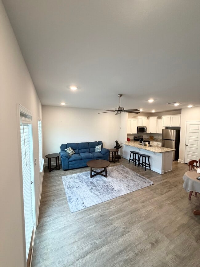 Building Photo - 1635 Caleigh Ct