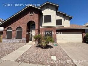 Building Photo - 1220 E Liberty Shores Dr