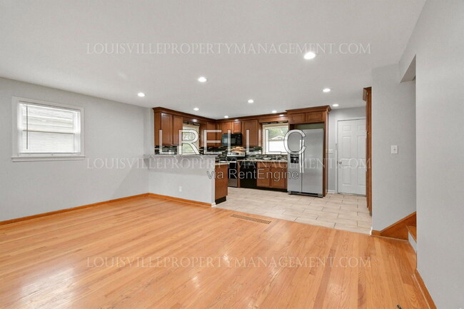 Building Photo - 4007 Blossomwood Dr