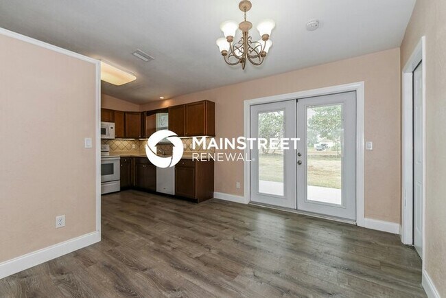 Foto del edificio - 3 Bedroom Pet-Friendly Home in CAPE CORAL, FL with Main Street Renewal