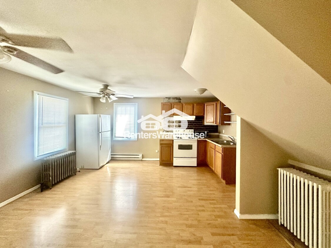 Primary Photo - 2300 Beaver Ave