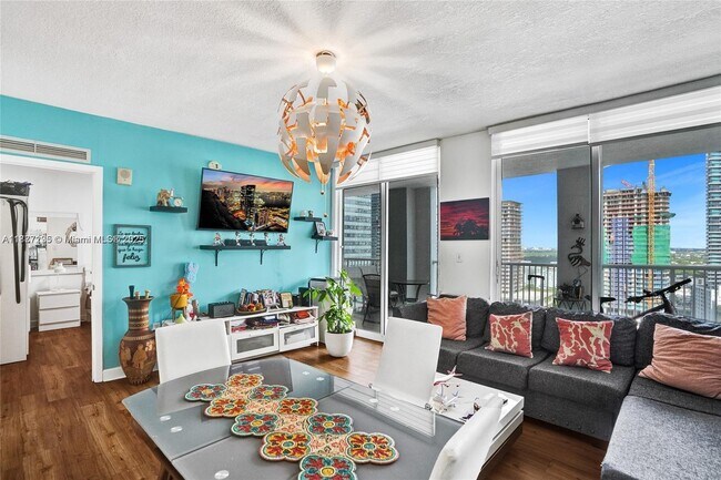 Foto del edificio - 170 SE 14th St