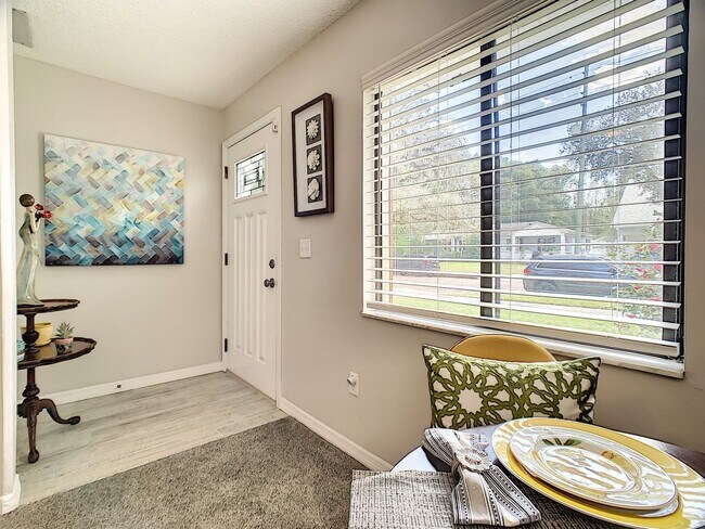 Building Photo - PENDING