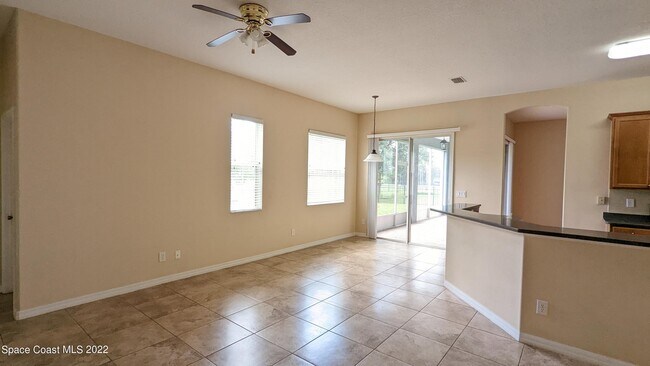 Foto del edificio - 5526 Indigo Crossing Dr