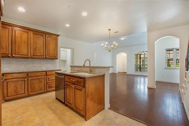 Foto del edificio - 5695 Hummingbird Ln