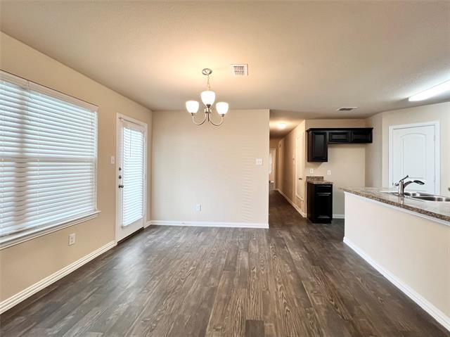Building Photo - 660 River Garden Dr