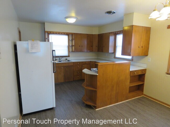 Building Photo - 5 br, 2 bath House - 1505 6th St S