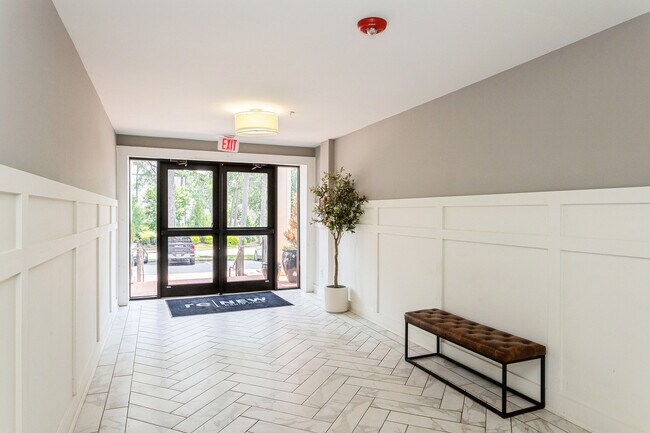 Building Photo - ReNew Druid Hills